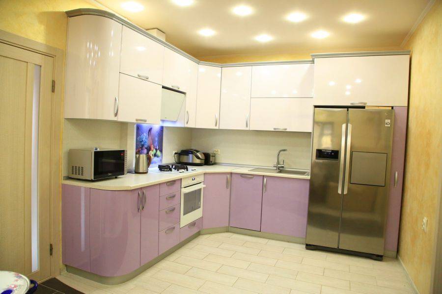 угловая радиусная кухня в Костроме