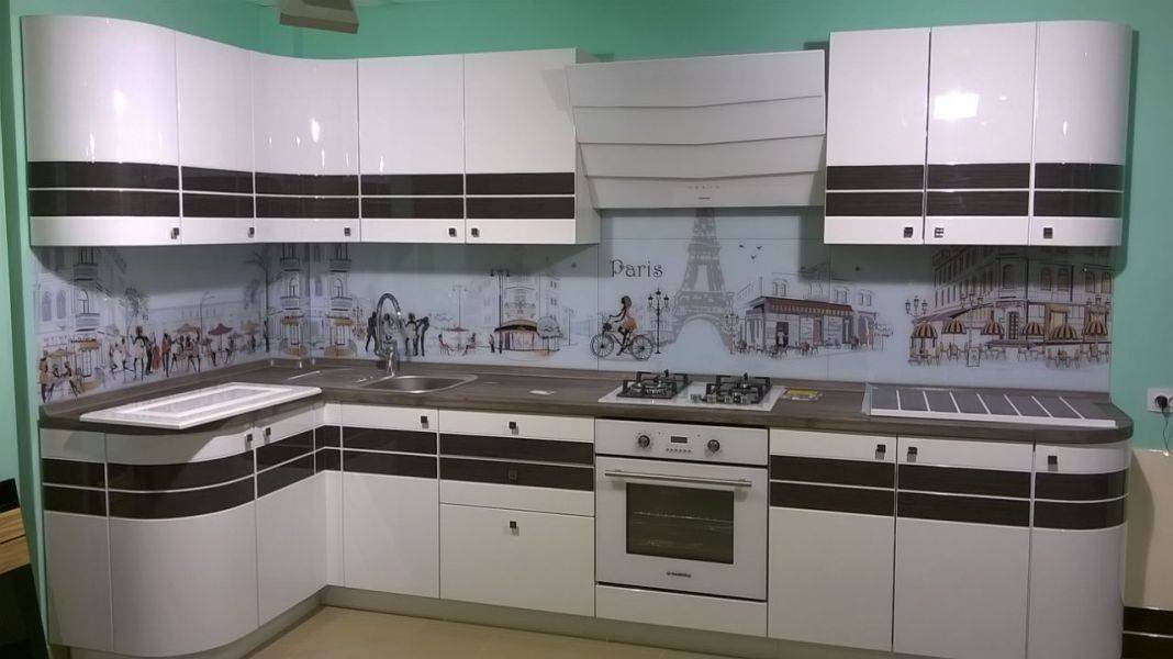 угловая кухня глянец в Костроме