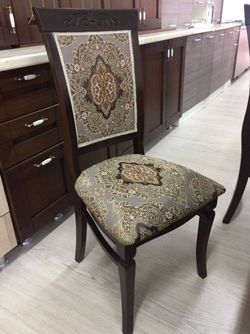 стул из дерева в Костроме