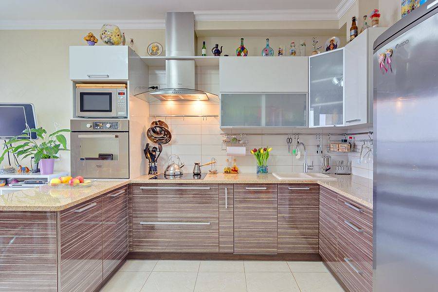 большая кухня модерн в Костроме