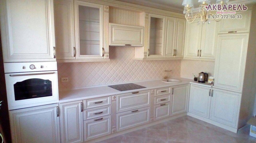 угловая кухня с патиной в Костроме