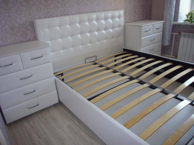 кровать маркиза в Костроме