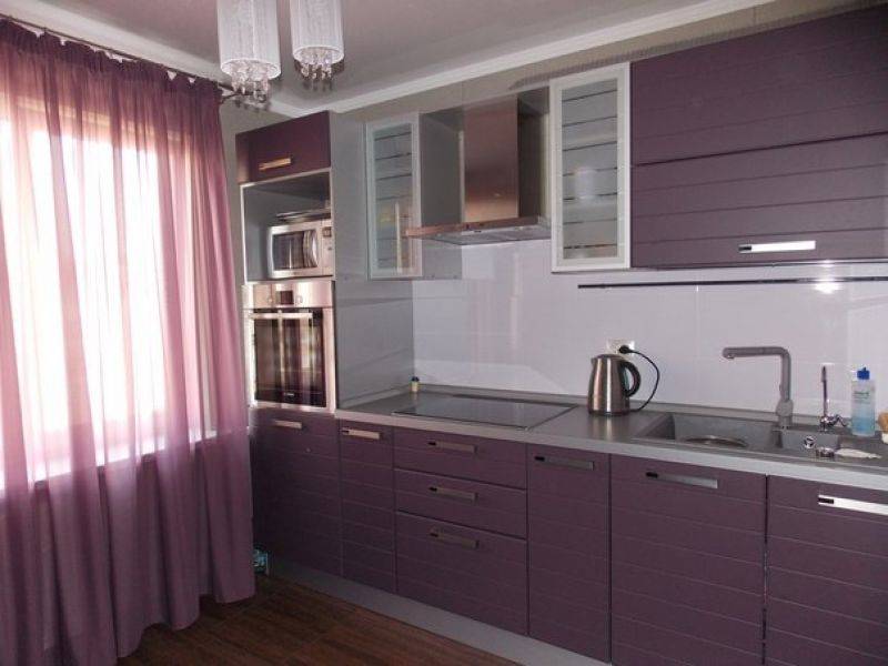 фиолетовая кухня в Костроме