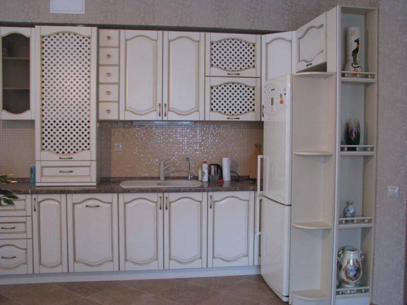 классическая прямая кухня в Костроме