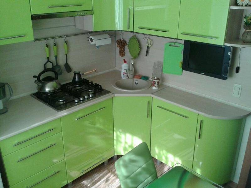 кухонный гарнитур угловой в Костроме