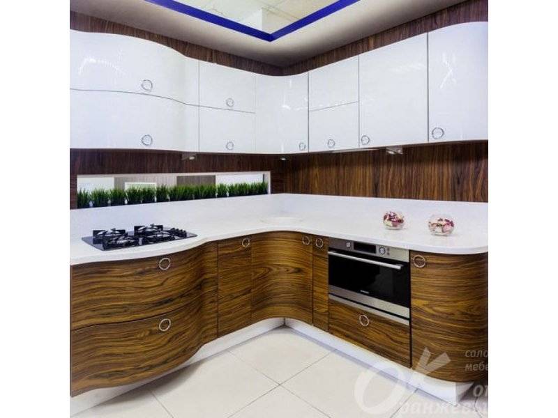 угловая кухня натюрель в Костроме