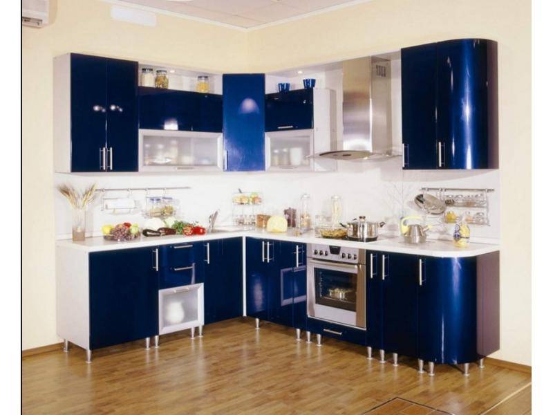 глянцевая угловая кухня в Костроме