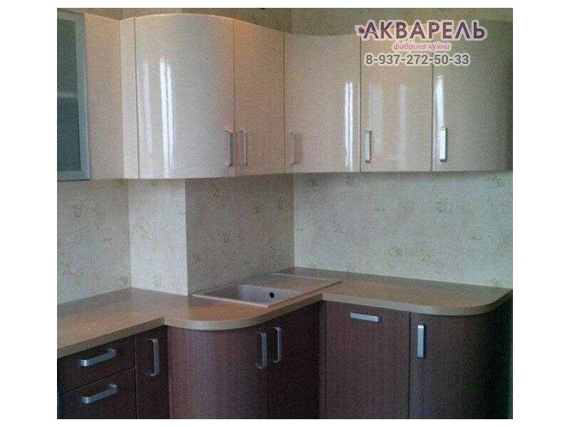 угловая кухня в пластике в Костроме