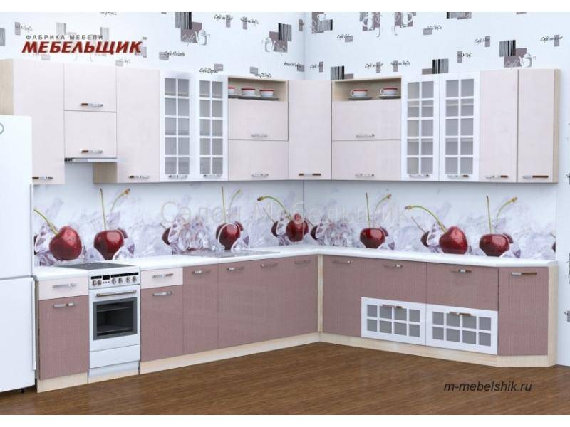 кухонныый гарнитур с пластиковыми фасадами в Костроме