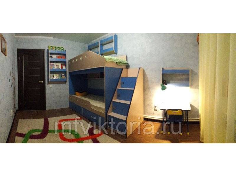двухэтажная кровать с полками в Костроме
