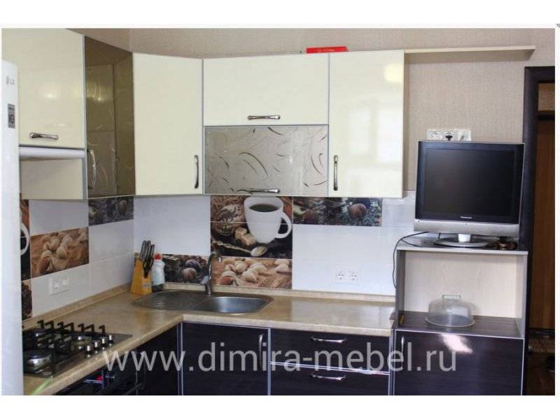 угловая кухня пластик в Костроме