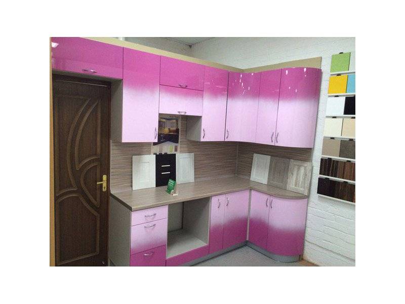 угловая кухня фасады эмаль в Костроме
