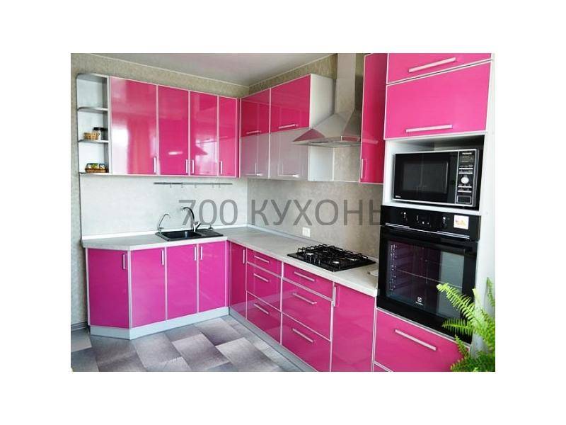 угловая розовая кухня в Костроме