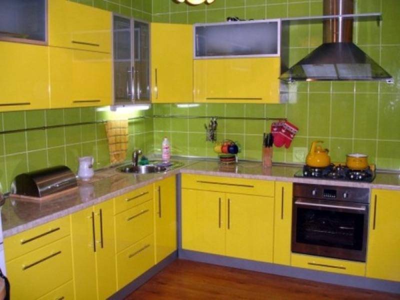 кухонный гарнитур угловой в Костроме