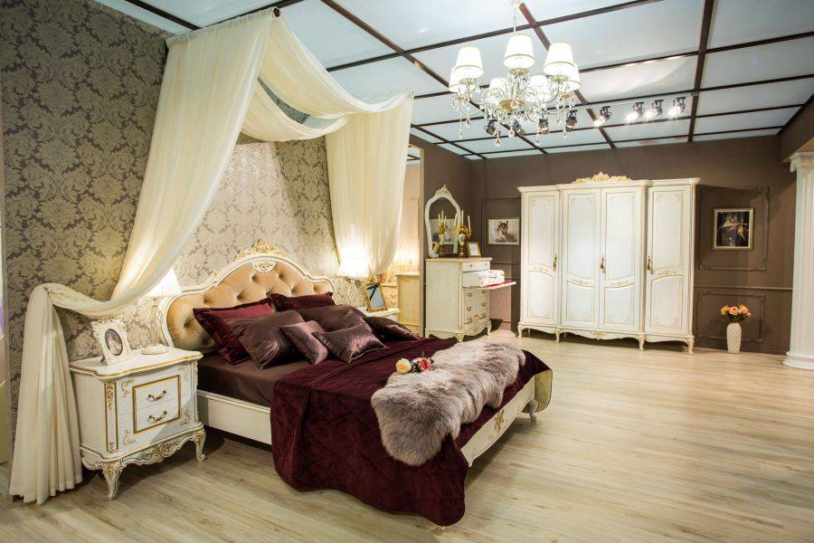спальня барокко в Костроме
