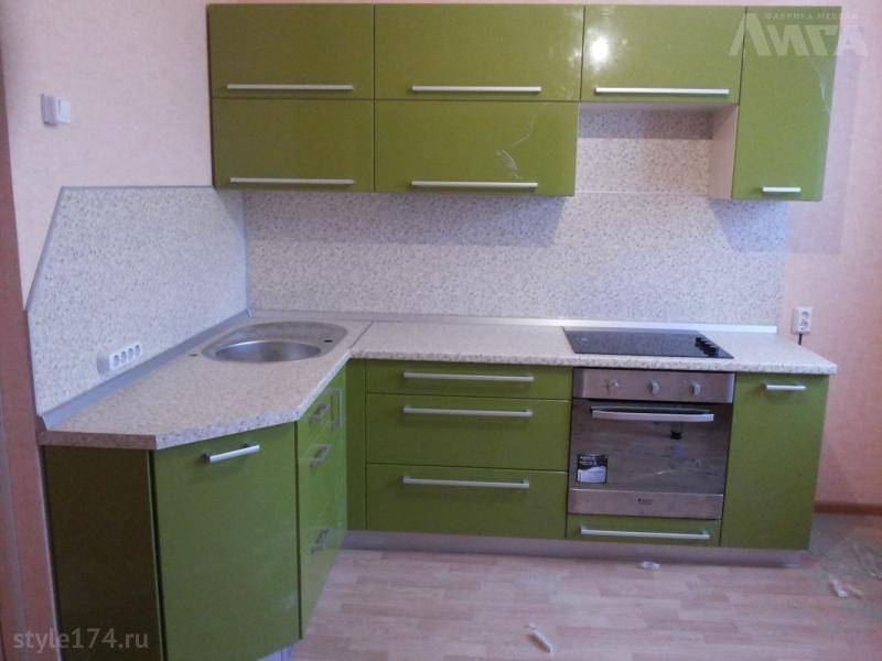 кухонный гарнитур угловой в Костроме