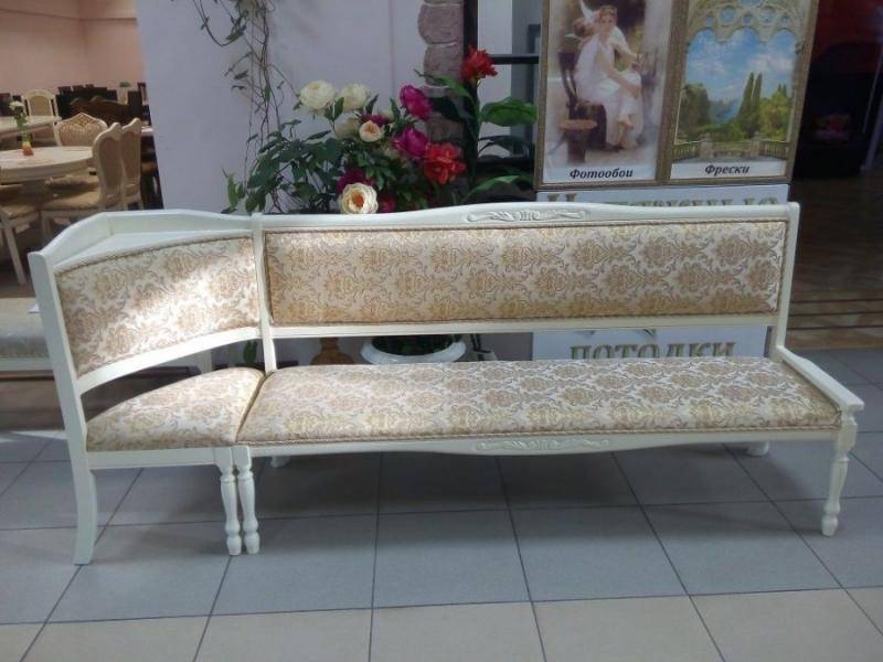 уголок слоновая кость в Костроме