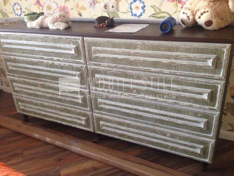 комод из массива дуба с белым патинированием в Костроме