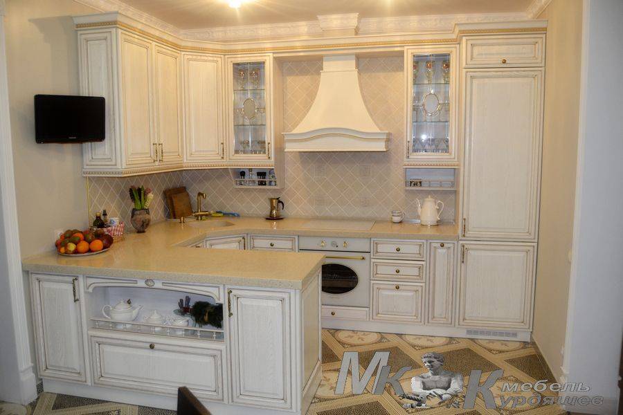 кухня на заказ из массива ясеня в Костроме