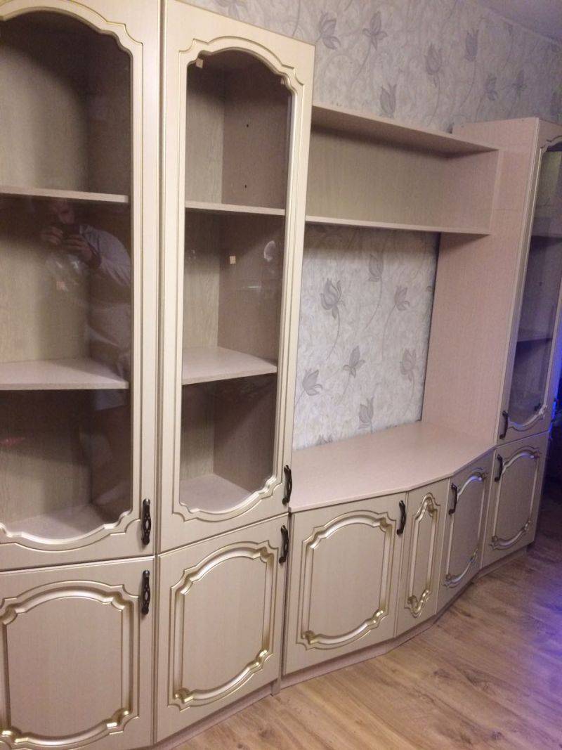 светлая стенка в гостиную в Костроме