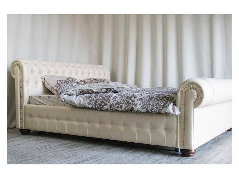 белая двуспальная кровать chesterfield в Костроме