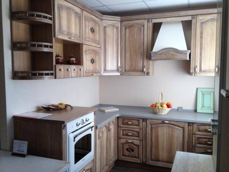 кухня из массива ясеня с двойной патиной в Костроме