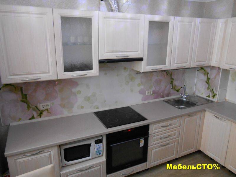 кухонный гарнитур классика в Костроме