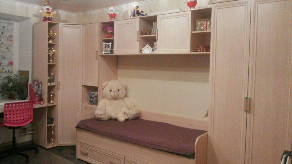 светлая стенка в детскую в Костроме