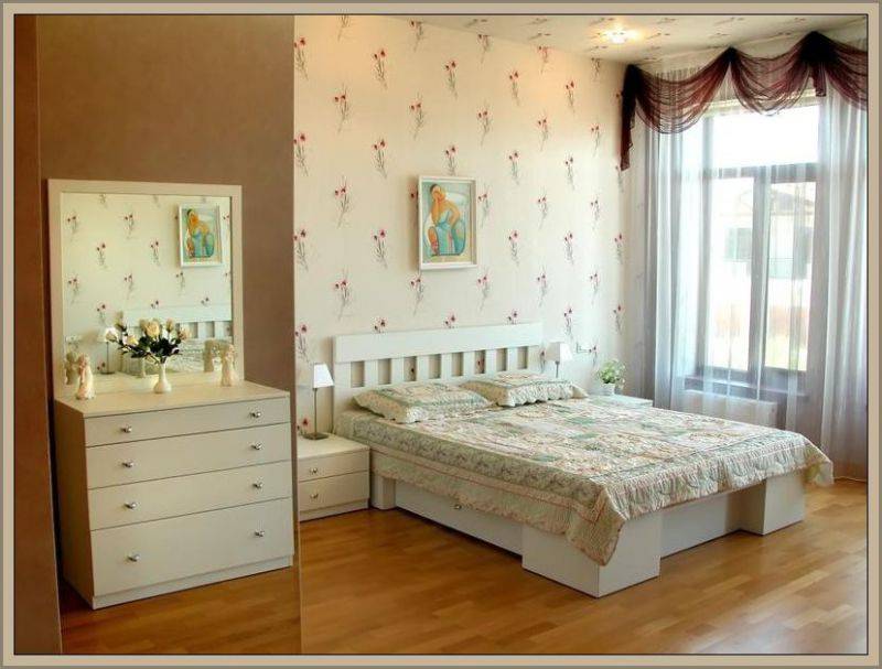 белый спальный гарнитур в Костроме