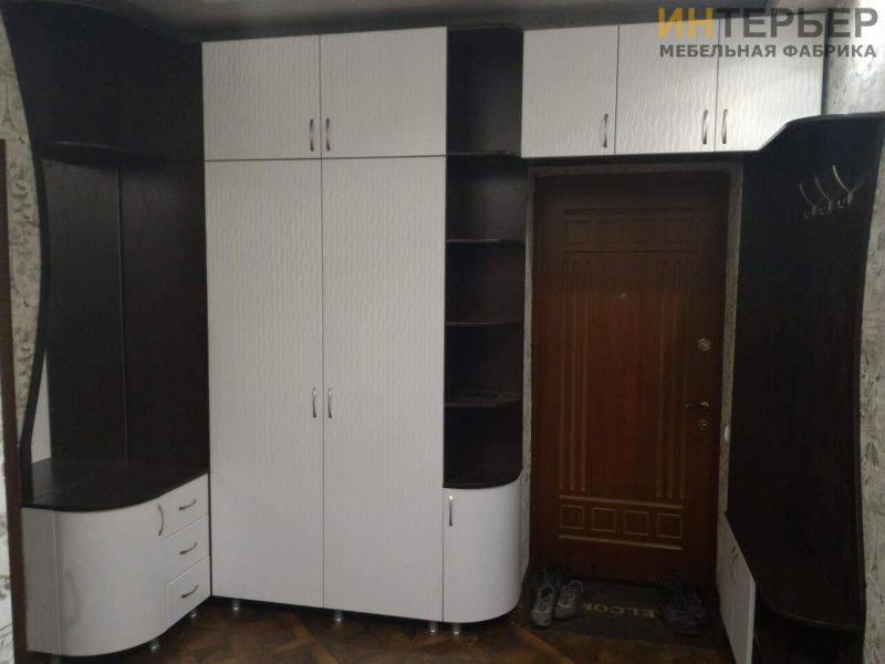 угловая прихожая в Костроме