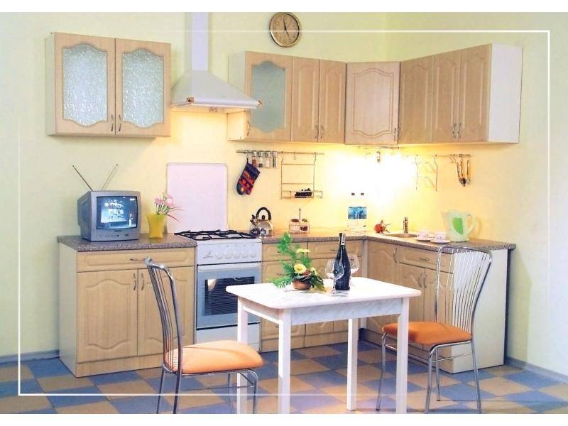 кухонный гарнитур угловой клен в Костроме