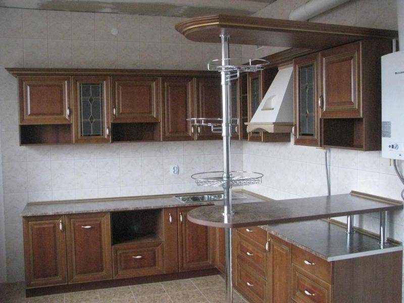 кухня угловая с барной стойкой в Костроме