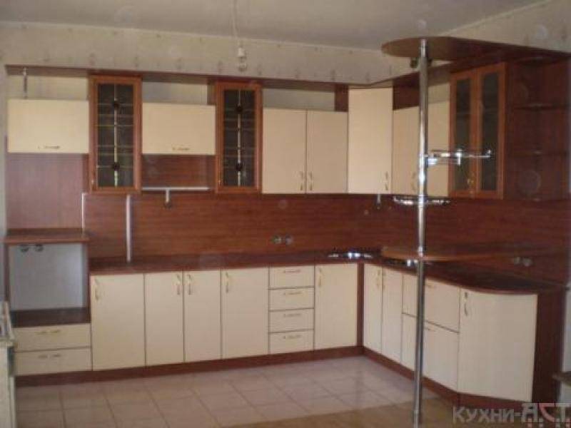 кухонный гарнитур угловой кофе с молоком в Костроме
