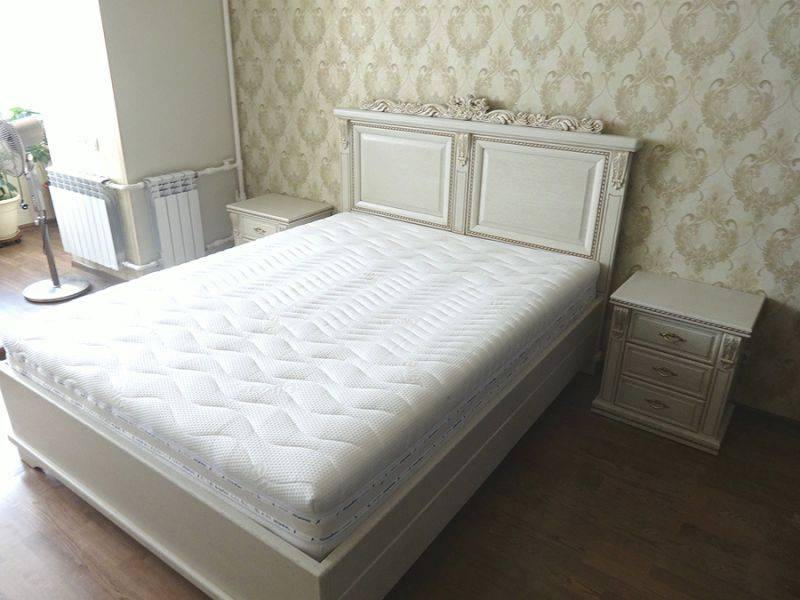 белый спальный гарнитур в Костроме