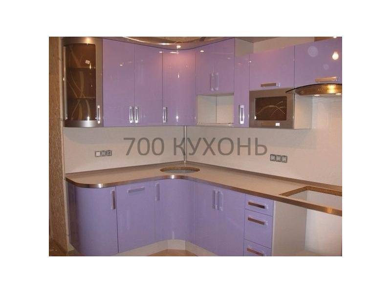 светлая угловая кухня в Костроме