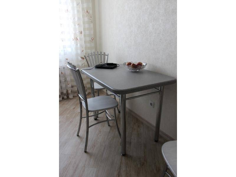 стол из искусственного камня в Костроме