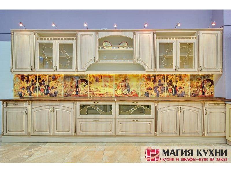 резная кухня классика в Костроме