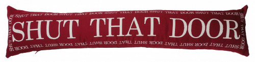 подушка с надписью shut that door в Костроме